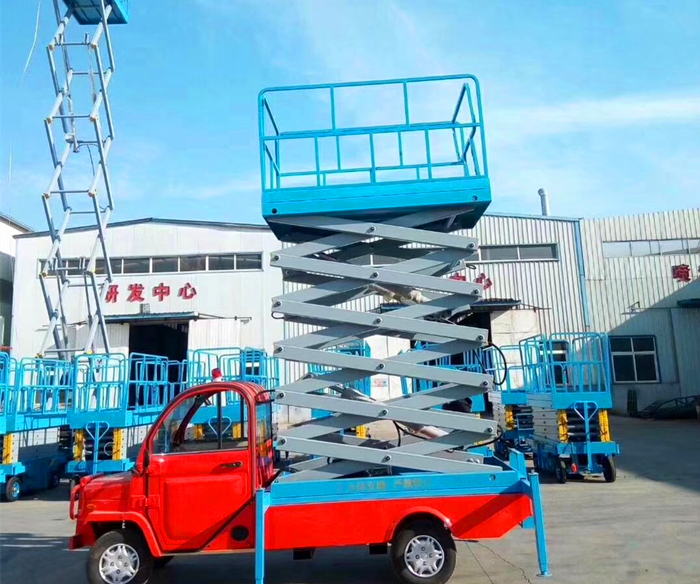 1621347944694993.jpg 車(chē)載式升降平臺(tái)5_副本.jpg