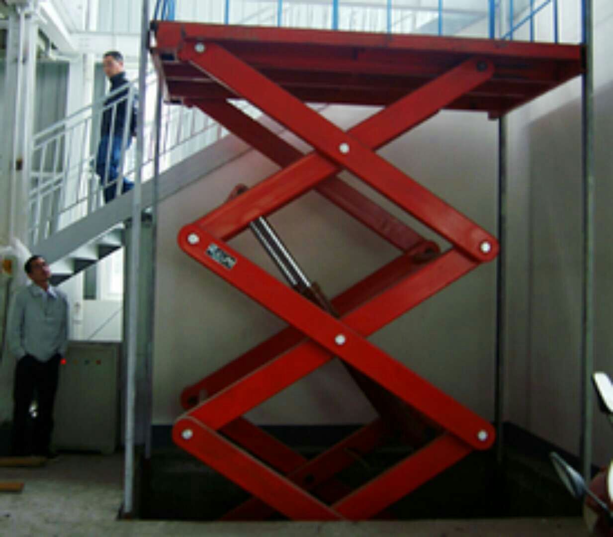 固定式升降機(jī) 固定式升降機(jī)